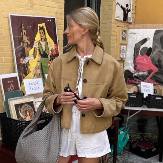 MENFIELD WOMAN OLD MONEY LOOK