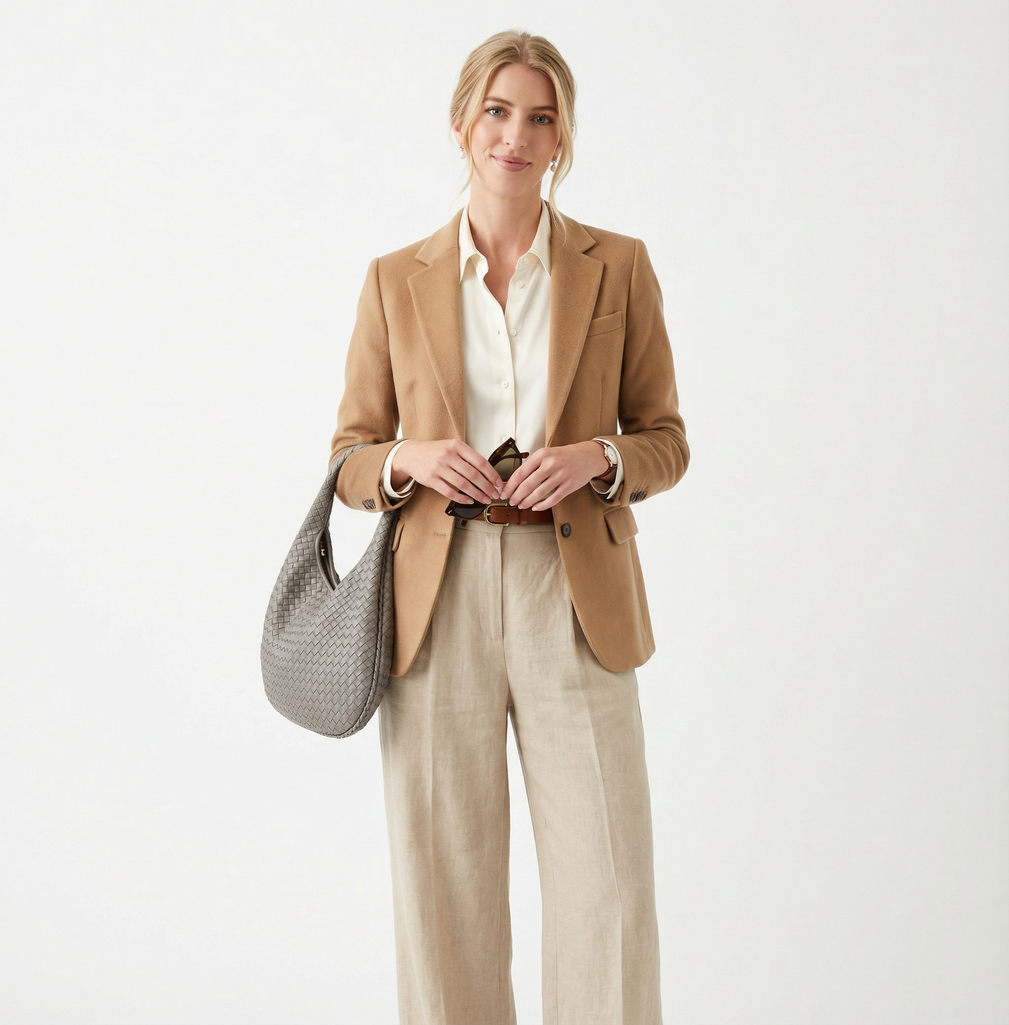 MENFIELD WOMAN OLD MONEY LOOK