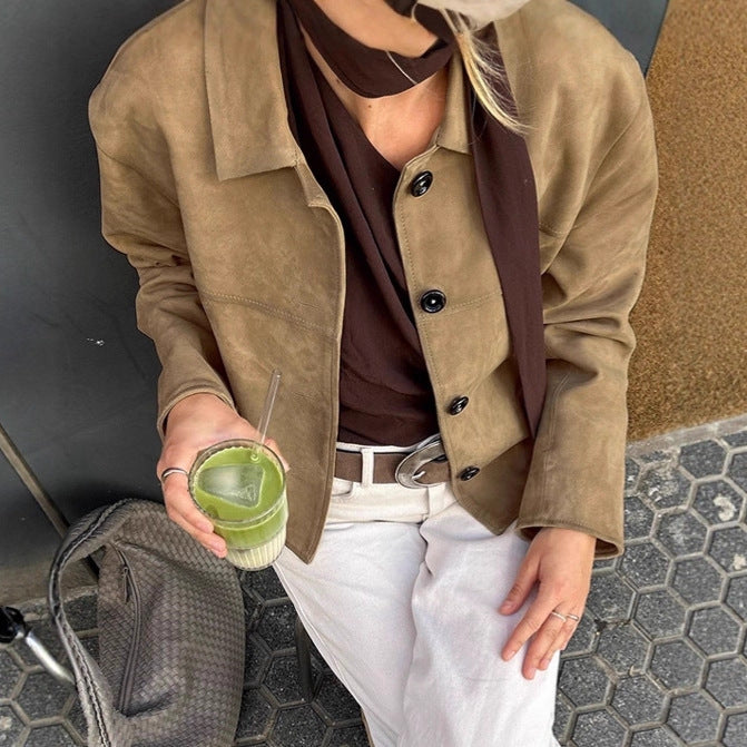 MENFIELD WOMAN OLD MONEY LOOK